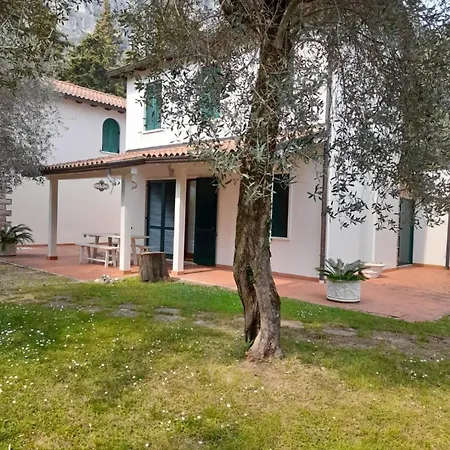 Villa Exclusive Punta San Vigilio Garda (Verona)
