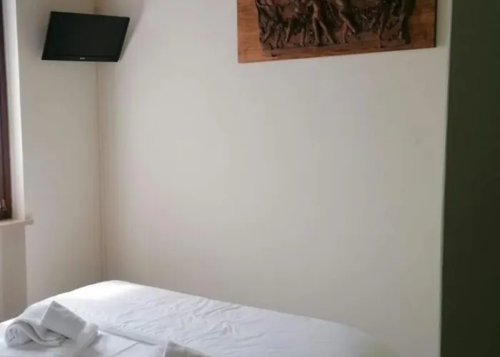 Exclusive Punta San Vigilio Garda (Verona)